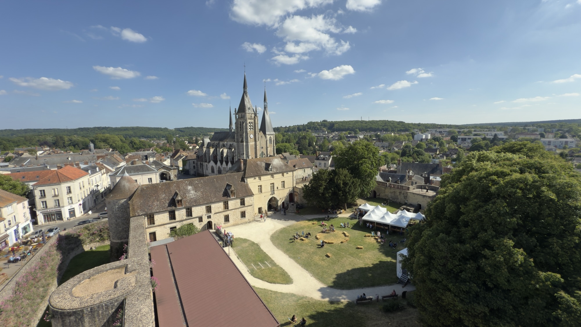 Dourdan